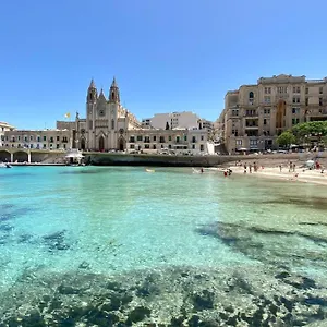Bay 3*, San Giuliano Malta