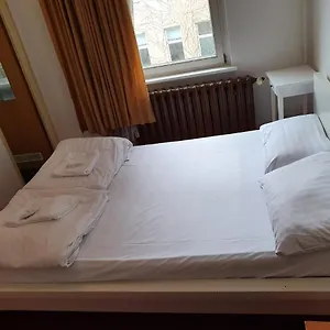Maerkischer Hof 3*, Berlín Německo